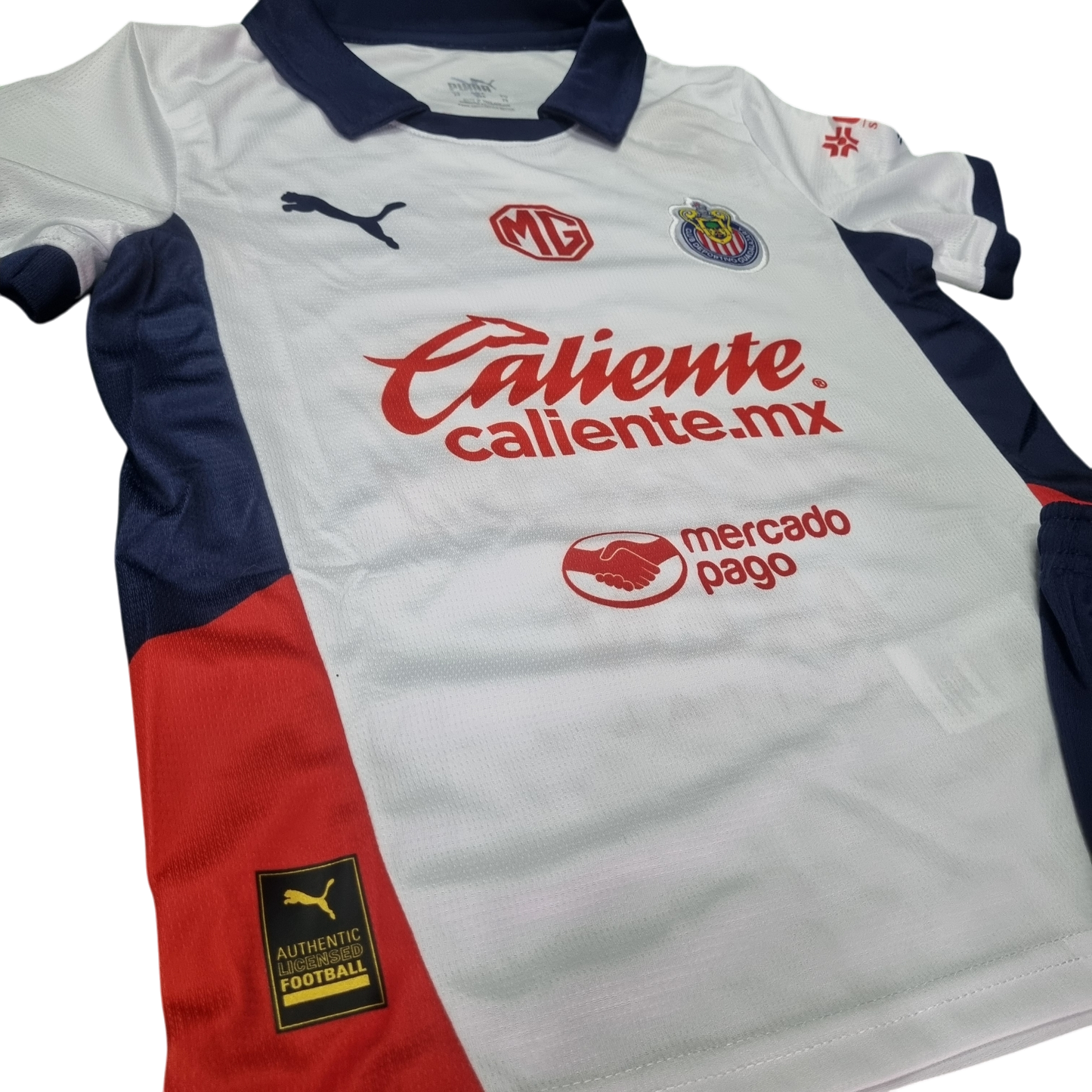 CHIVAS VISITA NIÑO 24-25