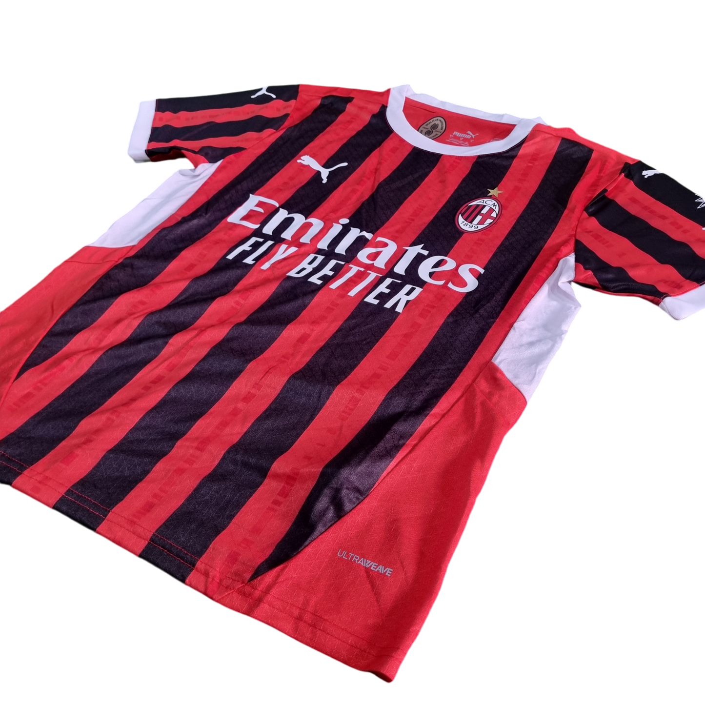 AC MILAN LOCAL JUGADOR 2024